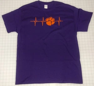 Camiseta Clemson University Tigers Heartbeat camiseta púrpura con naranja - Imagen 1 de 2