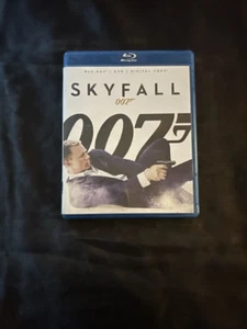 BLU RAY + DIGITAL COPY DANIEL CRAIG 007 SKYFALL 2012 - Picture 1 of 2
