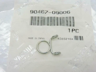 5568 NOS Yamaha Clip 90467-09006 BW200 BW350 FJ1100 FJ1200 FJR1300 FZ1 QTY 2 - Image 1 of 4
