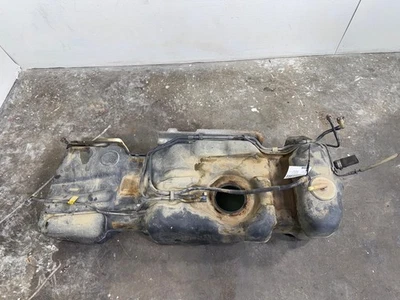 Reservatório de tanque de combustível Chevrolet Tahoe 2005-2014 fabricante de equipamento original - Imagem 1 de 4