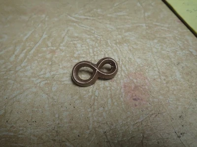 Moldura emblema Studebaker 1953 1954 "8"  Foto 1 de 3