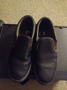 tredsafe slip resistant shoes Size 9 In Black - Picture 1 of 7