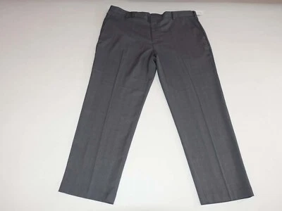Van Heusen Men's Traveler Non Iron Dress Pants 42 x 30 NWT Gray Flat Front Plaid - Image 1 of 4