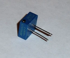 Bourns 2K Trimpot Variable Resistor JM39015/2 005PP RTR22DP202P 2000Ohm Mil-Spec - Picture 1 of 4