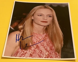 HEATHER GRAHAM SIGNED CANDID BABE PHOTO AUTO COA BOOGIE NIGHTS AUSTIN POWERS - Picture 1 of 1