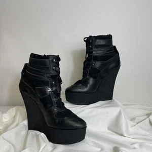 BURBERRY Black Shearling Lined Leather Ankle Booties Lace-up Platform Wedge US 8 - Picture 1 of 15