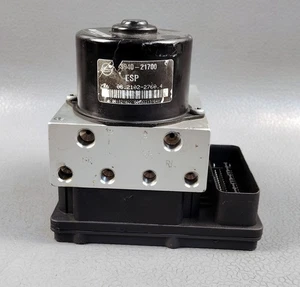SsANGYONG RODIUS 2.0 E-200 XDi 4X4 ABS ANTI LOCK BRAKE ACTUATOR PUMP 48940 21700 - Bild 1 von 23