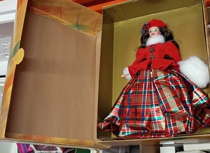 JEWEL PRINCESS BARBIE DOLL NRFB SIGNED ANA DRISCOLL 16400 - Picture 1 of 10