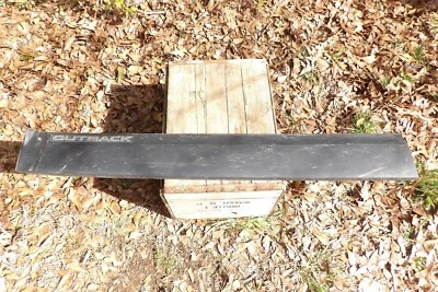 2010 2011 2012 SUBARU OUTBACK FRONT LEFT DRIVER DOOR  MOLDING GARNISH TRIM OEM   - Imagem 1 de 4