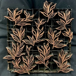 Bloque de sellos de cobre Tjap Cap Chop artesanal hoja de batik tallo #2 9,5 "x 8,5" - Imagen 1 de 2