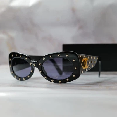 香奈儿复古星星镶嵌圆形太阳镜黑色镜框灰色镜片 94305 带盒 — 第 1/4 张图片
