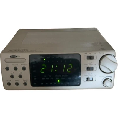Roberts CR9910 3-Band Digital Display Clock Radio Alarm Vintage Retro Bedroom - Image 1 of 4