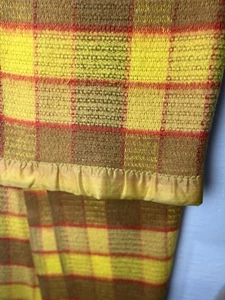 Vintage Acryldecke Twin? Karo Ernte Farbtöne Satinborte 83 Zoll x 70 tolle Farben - Bild 1 von 8