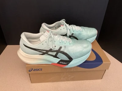 Zapatos para correr Asics Metaspeed Sky Paris Illuminate para hombre como nuevos/negros. Talla 9. Bonito Foto 1 de 4