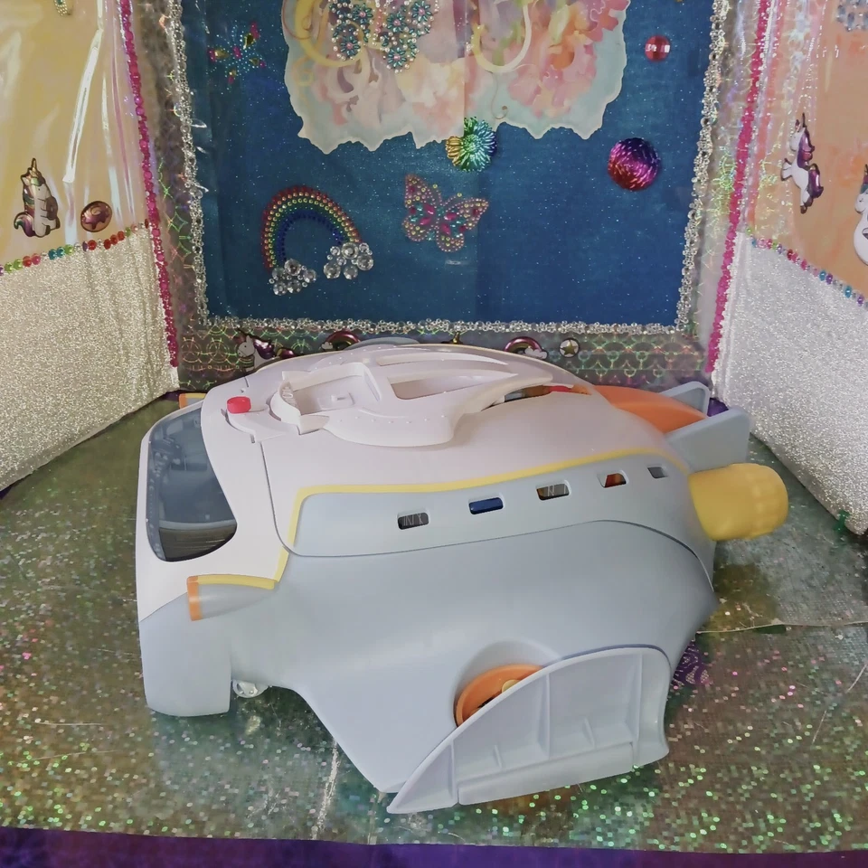 🦄Moose /Talking Sting Ray Shape Spacecraft/Plane Lights Up w/Ramp 16"L Playset! - Image 1 of 4