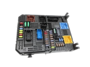 Security Box Central Electrics for Peugeot 308 II 17-21 9832880680-00 - Picture 1 of 9