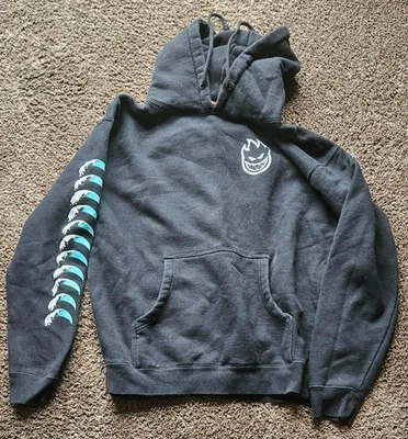 MOLETOM COM CAPUZ MASCULINO USADO SPITFIRE SKATEBOARDS PRETO TAMANHO MÉDIO  - Imagem 1 de 4