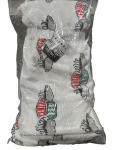 "Friends" CENTRAL PERK Coffee Shop 50x70” Thick Plush Throw Blanket New - Picture 1 of 6