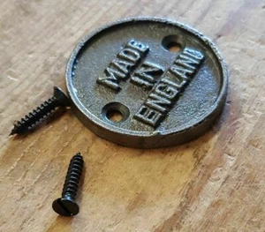 HECHO EN INGLATERRA - Letrero de puerta placa redonda de hierro fundido estilo vintage etiqueta de muebles - Imagen 1 de 2