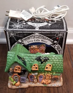 VTG 1998 Creepy Hollow “Cozy Coffin Motel” Light Up Halloween House c12 - Picture 1 of 4