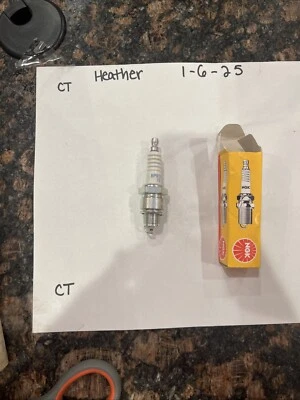 BPR7HS-10 1092 NGK Standard Spark Plug for Marine Engines Mercury - Image 1 of 2