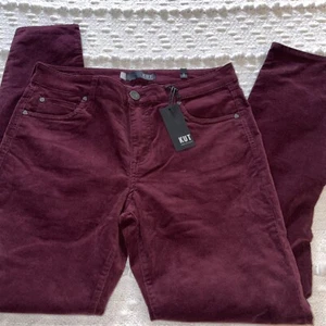 New Kut From The Kloth Mia Toothpick Skinny Corduroy Pant Wine Size 8 - Picture 1 of 4