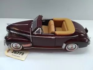 Universal Hobbies - 1941 Chevy Deluxe Convertible - Modelo de precisión diecast - Imagen 1 de 19