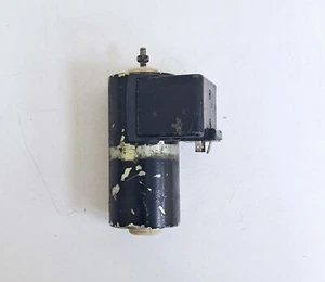 Solenoide de cierre de combustible Duetz 0118 1663 / GTCX060X43D02 - Imagen 1 de 9