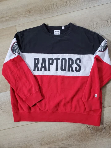 Toronto Raptors Crewneck Sweater, XL Cover