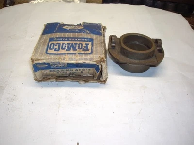 VINTAGE NOS FOMOCO C4AZ-7561-A CLUTCH RELEASE BEARING HUB 1964 FORD GALAXY 427 - Image 1 of 4