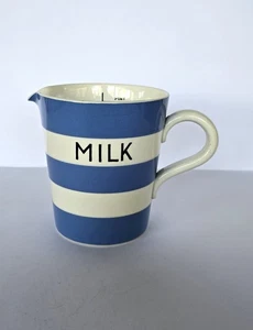 Cornish Ware T G Green Graduated One Pint Milk Jug Green Shield Mark 1935-1959 - Picture 1 of 11
