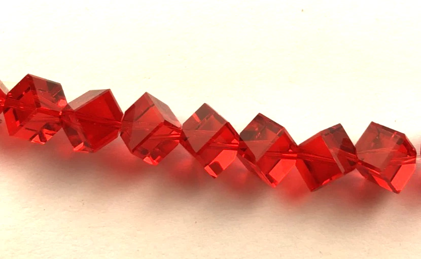 18 swarovski diagnally drilled cube shape crystal beads 8mm olivine #5600