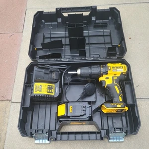DeWalt DCD778L2T combi Drill with 3ah battery and Carrying Case - Picture 1 of 18