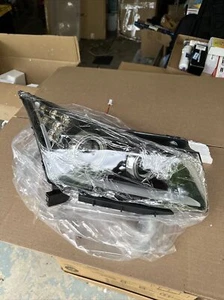 Passenger Headlight VIN P 4th Digit Limited Fits 12-16 CRUZE 103516587 - Foto 1 di 8