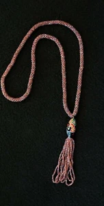 Perline 22" colore bordeaux cucite intorno corda con ciondolo in ceramica e frangia perline 2,5" - Foto 1 di 2