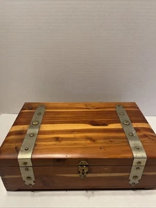 Vintage Wood Jewelry Keepsake Chest Box Dovetail Swanton, Ohio 1940s - Picture 1 of 11
