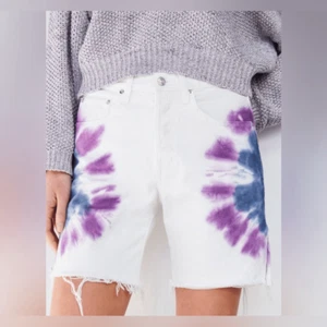 Neu mit Etikett Edwin CAI Batik Denim Damen-Bermuda Shorts – roher Saum bei Sonnenuntergang, Größe 28 - Bild 1 von 8