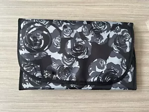 New JuJuBe Black Rose Diaper Changing Pad, Memory Foam - Picture 1 of 4