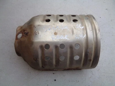 2006 HYUNDAI SONATA 3.3L 后部 EXHAUST MANIFOLD HEAT SHIELD 下侧 OEM — 第 1/2 张图片