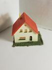 HO scale small cottage house