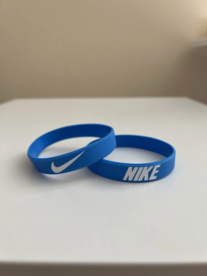 Pulsera pulsera de silicona One Nike / azul oscuro con blanco Foto 1 de 1