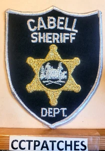 CABELL COUNTY, WEST VIRGINIA SHERIFF (GOLD STAR) SHOULDER PATCH WV - Picture 1 of 2
