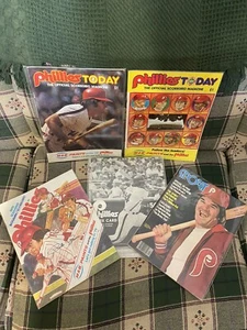 Vintage Pete Rose Lot of 5 Scorecard Magazines Reds Phillies .50 .75 1.00 Cover - Picture 1 of 6