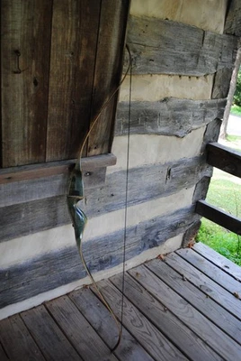 ARCO RECURVO OSO TIRO CON ARCO KODIAK “CAZADOR” 50# 60” DIESTRO Foto 1 de 4