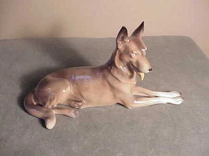"RARA FIGURA DE PERRO LOBO CHECOSLOVACO PORCELANA REAL ALEMANA DE COLECCIÓN - 9" - Imagen 1 de 10