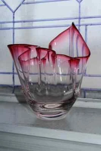 Large Vintage Chalet Canada Handkerchief Vase Cranberry and Clear  - Picture 1 of 3