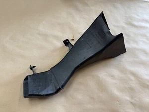 Camaro SS 2016-2023 conducto de aire de freno lateral del pasajero derecho - OEM - Imagen 1 de 5