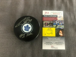 AUSTON MATTHEWS AUTOGRAPH PUCK TORONTO MAPLE LEAFS JSA MM53114 - Picture 1 of 2