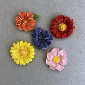 Ceramic Flowers -x5 - Multicoloured ~ Mosaic Tile, Mosaic Inserts, Art, Craft - Picture 1 of 4