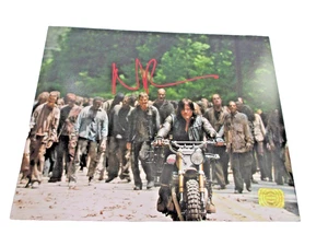 NORMAN REEDUS Signed 8X10 Pic Genuine WALKING DEAD Autograph w/*COA*  (GOLDEN) - Picture 1 of 3